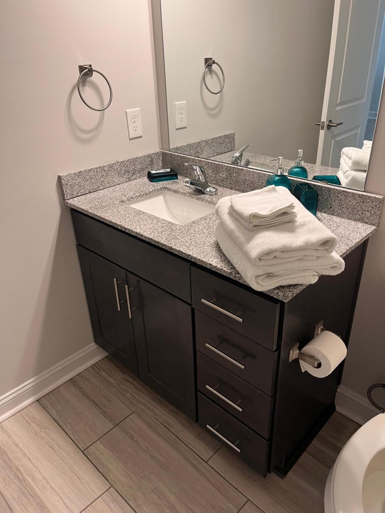 Quiet And Luxury Apartment - 10 Minutes From Ecu Winterville Exterior photo
